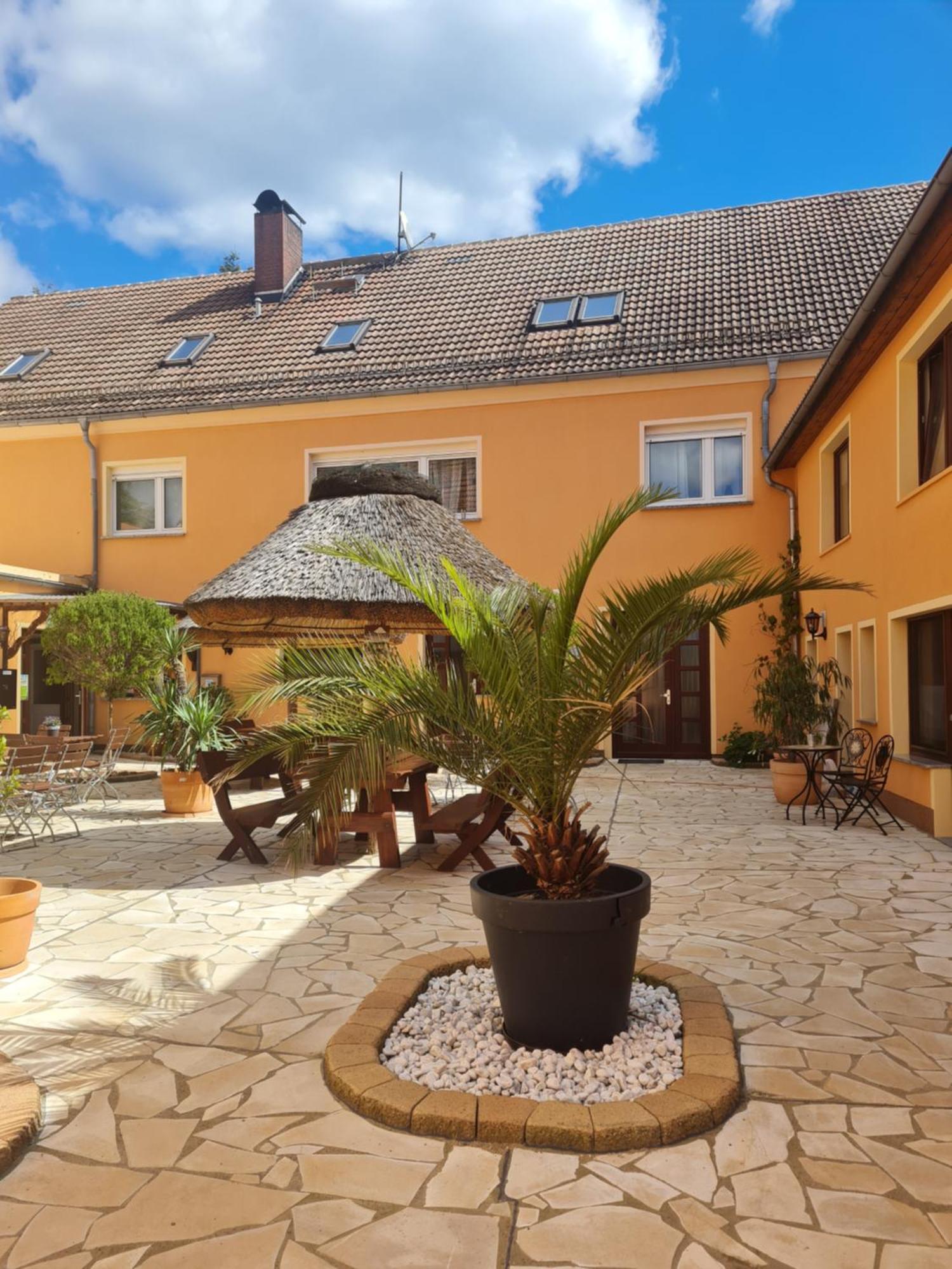 Pension Cubana Rothenburg  Ngoại thất bức ảnh